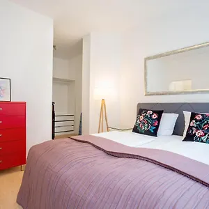 3* Aparthotel Victoria Altstadt Suites